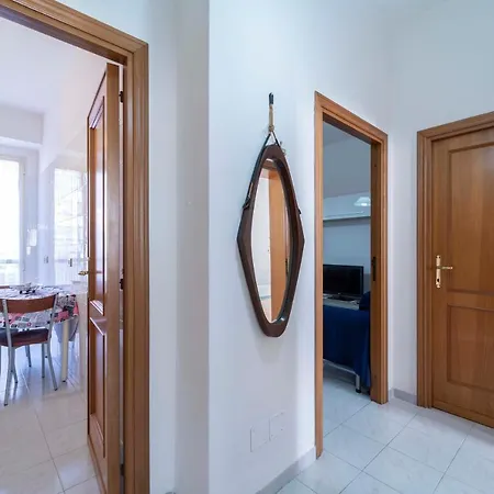 Onda Blu Apartment *